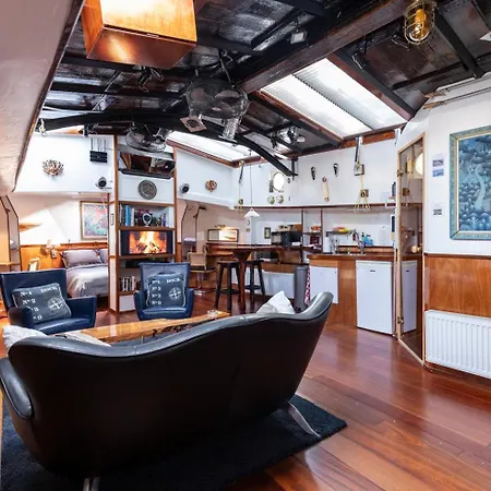 Anna Houseboat ספינת מלון אמסטרדם