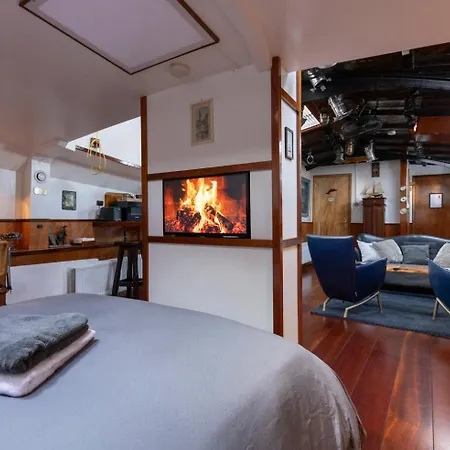Anna Houseboat אמסטרדם