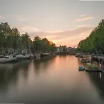 Anna Houseboat * Amsterdam